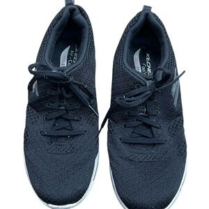 Skechers Ultra Go Lace up Sneakers with Arch Fit Black Ladies Size 9.5